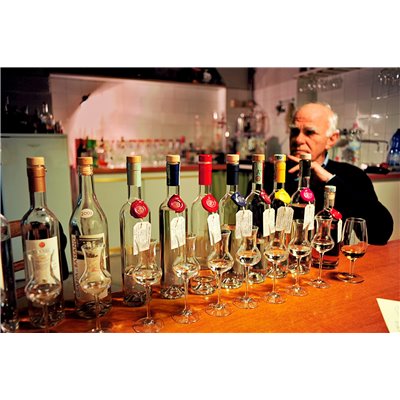 Grappa Di Bassano 41% vol. Capovilla Grappa Di Bassano 41% vol. Capovilla
