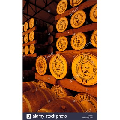 RHUM AMBRÉ - 1 bottiglia da 0,70l. - CLÉMENT - mg RHUM AMBRÉ - 1 bottiglia da 0,70l. - CLÉMENT - mg