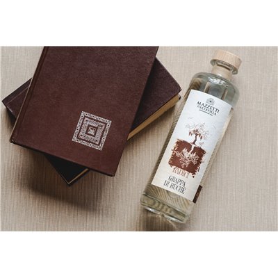 Mazzetti - Radici - Grappa Di Ruchè In Purezza 43° Mazzetti D'Altavilla 0,50 L. Mazzetti - Radici - Grappa Di Ruchè In Purezza 43° Mazzetti D'Altavilla 0,50 L.
