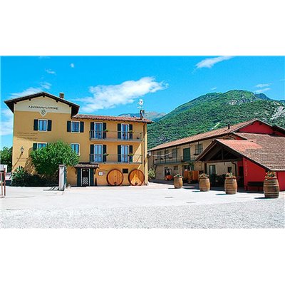 Madonna delle Vittorie - Summo Laco 2021 0.75 L Madonna delle Vittorie - Summo Laco 2021 0.75 L
