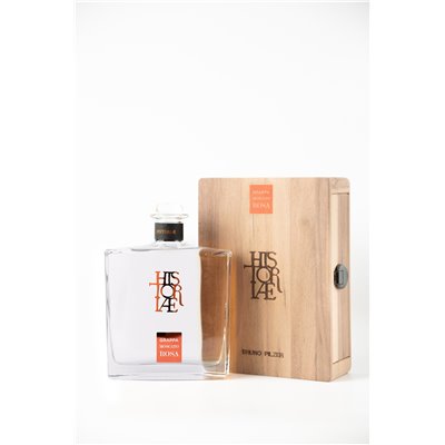 Distilleria Pilzer - Historiae Grappa Moscato Rosa Distilleria Pilzer - Historiae Grappa Moscato Rosa